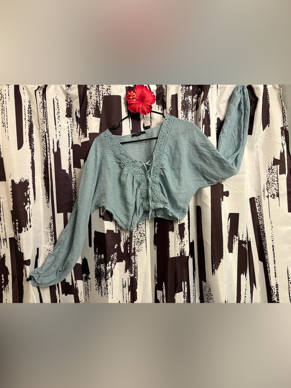 Forever 21 Light Blue Lace-Up Cropped Peasant Top, size S
